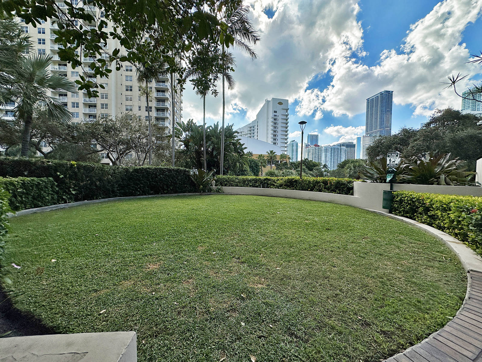 Brickell Key One Condo - Pet Park