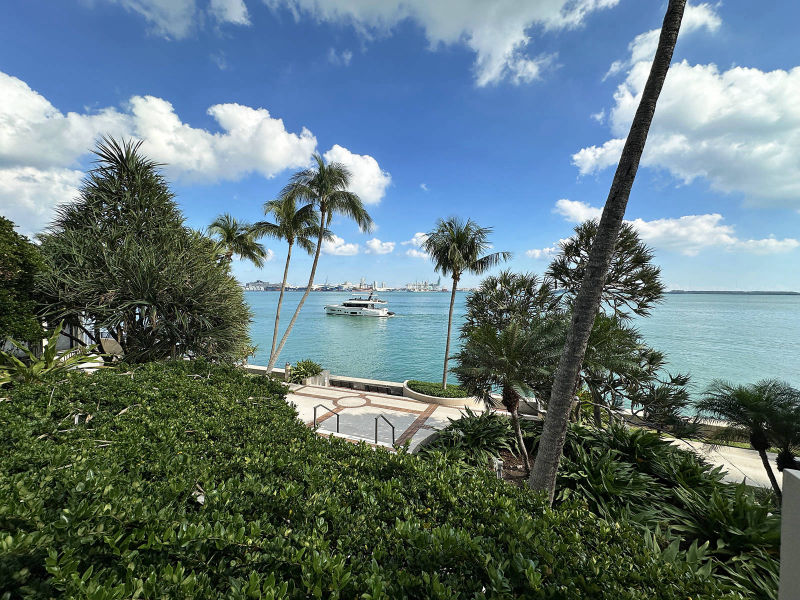 Brickell Key One Condo - Intercoastal Views